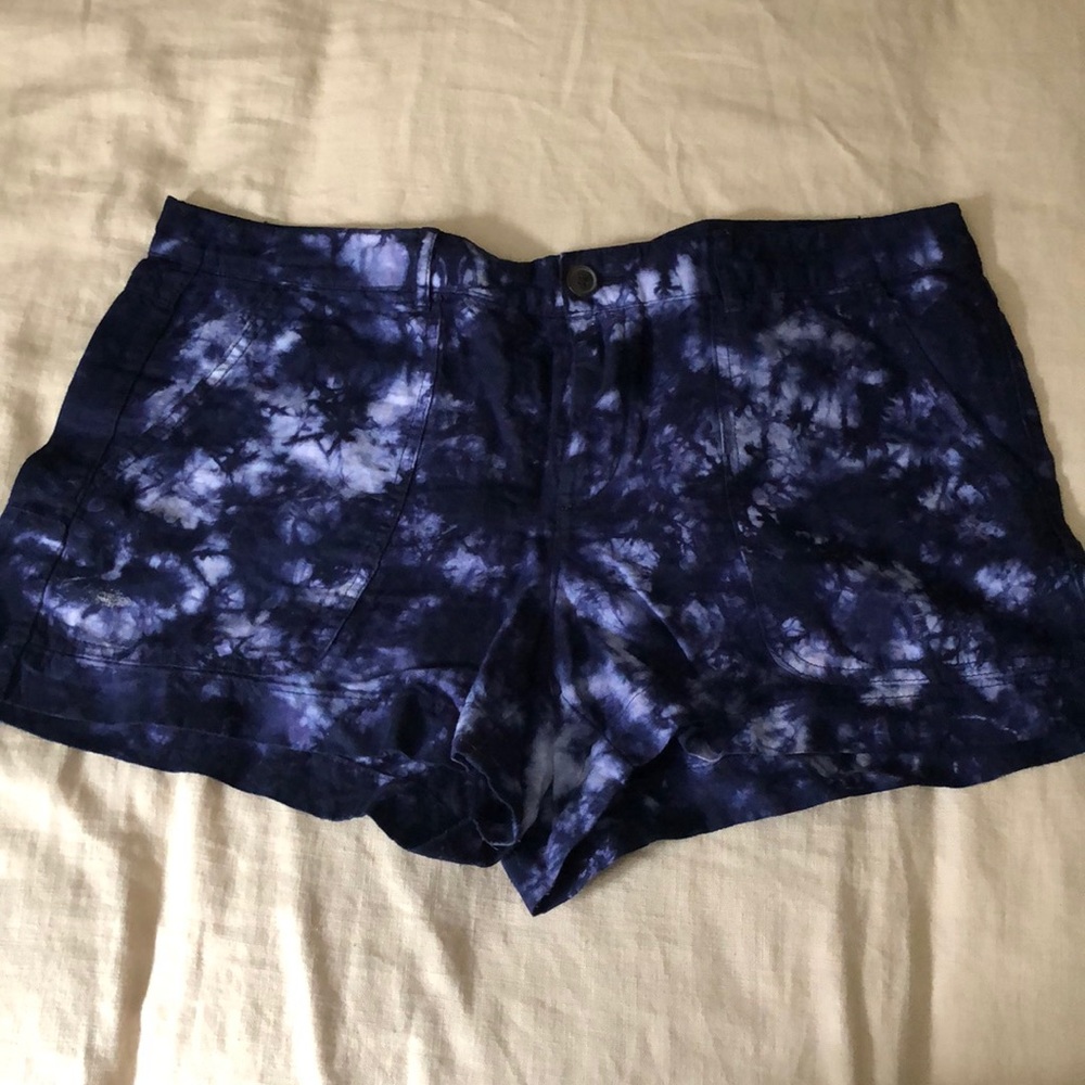 The dye shorts